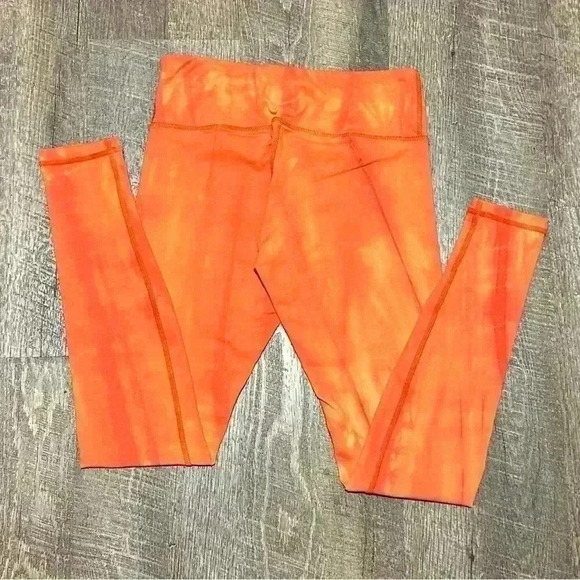 FREE 🆕Tie  Dye Orange Leggings - Picture 4 of 13